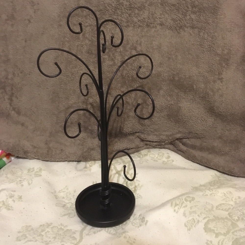 Jewelry stand